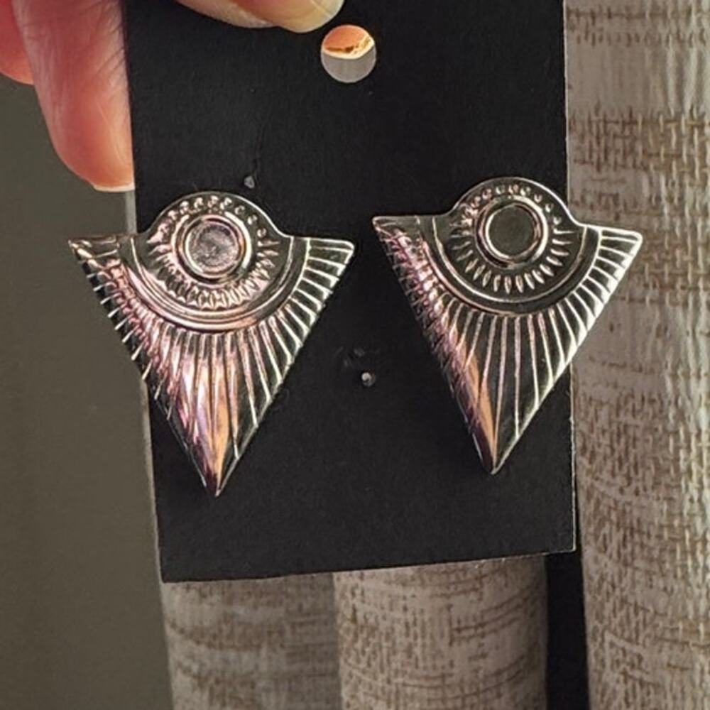 Vintage Silver Tone Art Deco Triangle Stud Earrings western conch NFR Rodeo